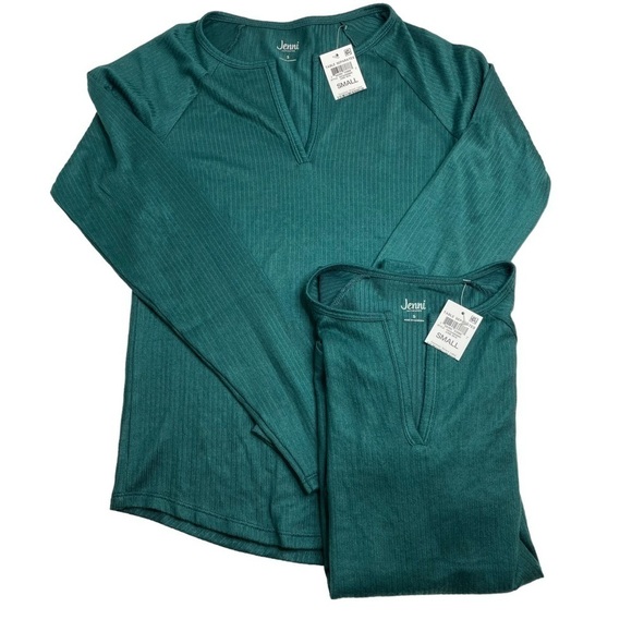 Other - Jenni Split Neck Ribbed Pajama Top June Bug Dark Green Set of 2 Small